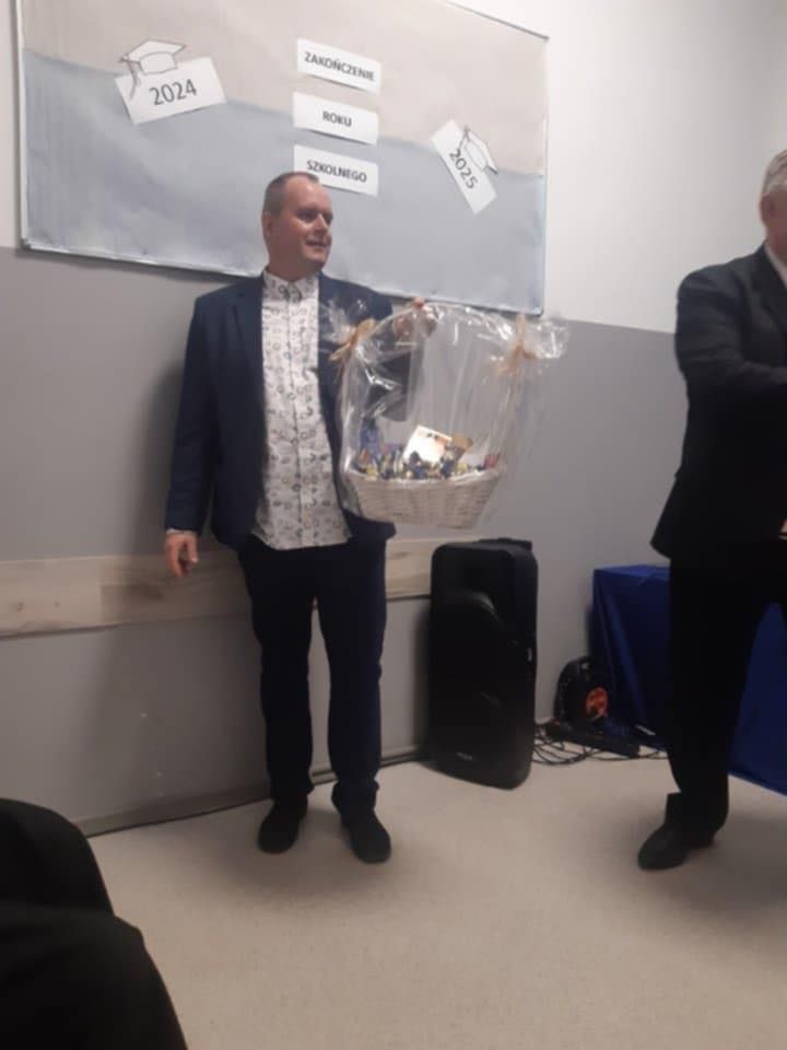 Galeria zdjęć: Zakończenie Roku  Szkolnego 2024/2025