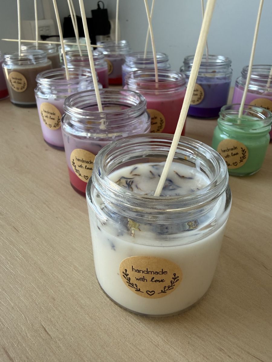 Zdjęcie: Warsztaty w robieniu świec zapachowych